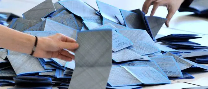 Elezioni politiche: ecco l'elenco degli scrutatori nominati a Cosenza