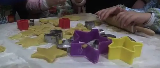 Carnevale 2018, i bambini si trasformano in piccoli pasticcieri (VIDEO)