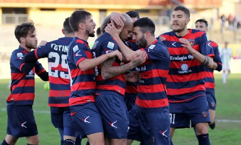 SERIE C | Cosenza corsara a Lecce, lupi in semifinale di coppa Italia