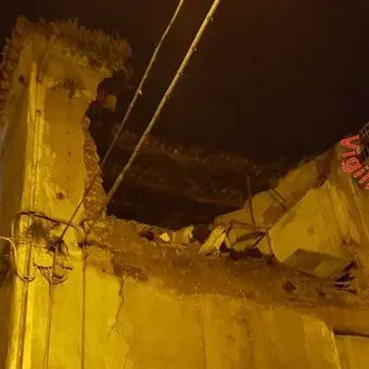 Lamezia, crolla edificio storico in pieno centro (FOTO)