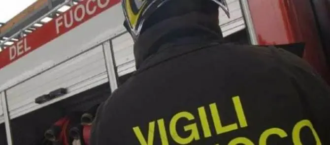 Paura sul locomotore Rogliano-Cosenza per un principio d'incendio, nessun ferito