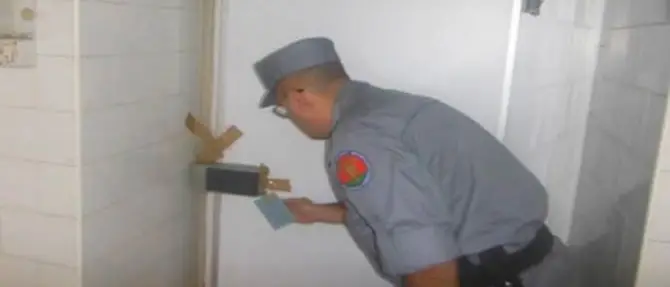 Mettono in vendita carne sottoposta a sequestro: denunciati