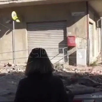 Uccisa dal crollo di un balcone, la figlia: «Per mia madre ancora nessuna giustizia» (VIDEO)