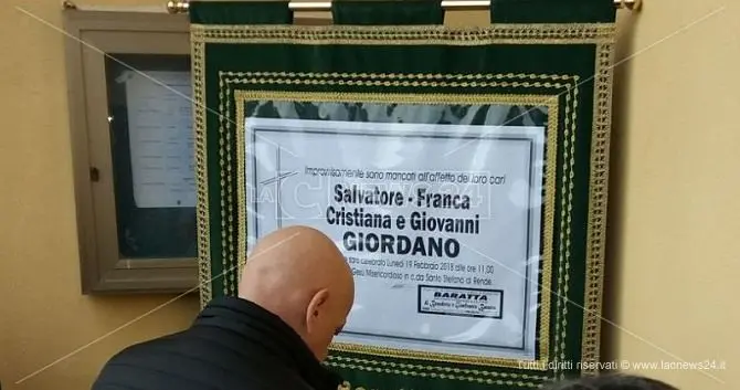 Strage familiare a Rende, il giorno del dolore