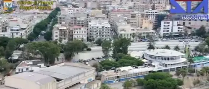 Società e fatturazioni fittizie, così la ‘ndrangheta riciclava denaro dietro la regia di Antonio Scimone