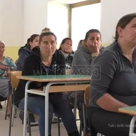 Lamezia, allarme bimbi non vaccinati nella comunità rom. L'Asp incontra le mamme (VIDEO)
