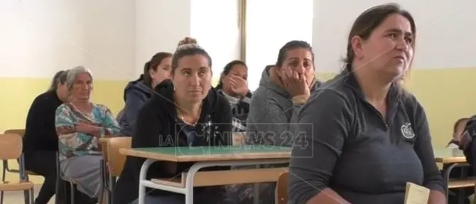 Lamezia, allarme bimbi non vaccinati nella comunità rom. L'Asp incontra le mamme (VIDEO)