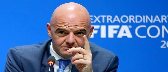 CALCIO | Via il mercato di gennaio, sì al salary cup. Arriva la rivoluzione di Infantino