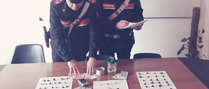 Marijuana in auto e in casa, tre arresti dei carabinieri