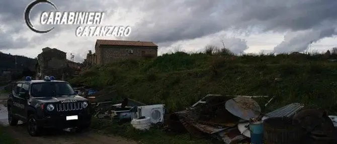 Girifalco, sequestrata discarica abusiva