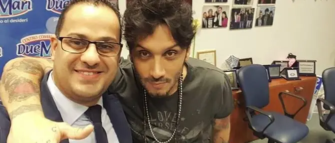 Da Sanremo a Cessaniti, cittadinanza onoraria per Fabrizio Moro (VIDEO)