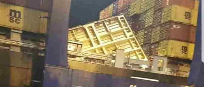 Cade container su una nave nel porto di Gioia Tauro, sfiorata la tragedia