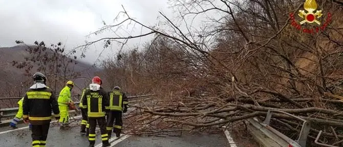 Smottamento a San Fili, chiusa la statale 107 “Silana-Crotonese”