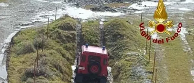 Vigili del fuoco, corso di guida per fuoristrada a Catanzaro
