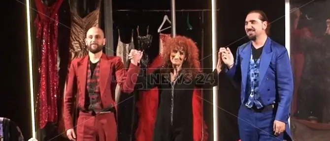 Anna Mazzamauro mattatrice a Soverato (VIDEO)