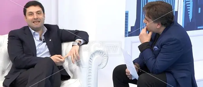 Andrea Gentile ospite nella trasmissione di LaC “Divano volante”