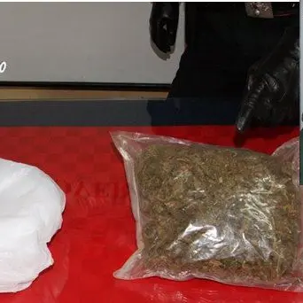 Soverato, con la droga nel vano motore: arrestato 28enne