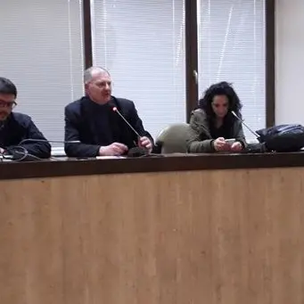I giornalisti di Crotone: «Chi ci attacca colpisce la democrazia»