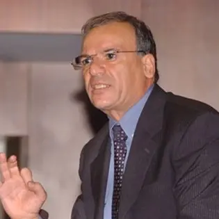 Tallini vs Magno (FI): «Sono candidato per convincere gli indecisi non chi ha già incarichi in Forza Italia»