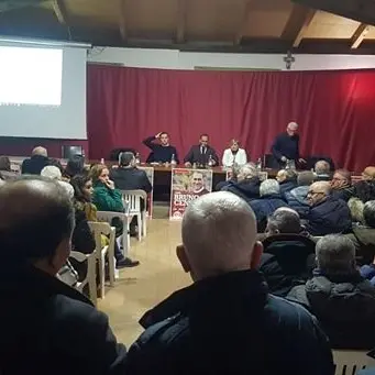 Censore (Pd) chiude la campagna elettorale con un bagno di folla