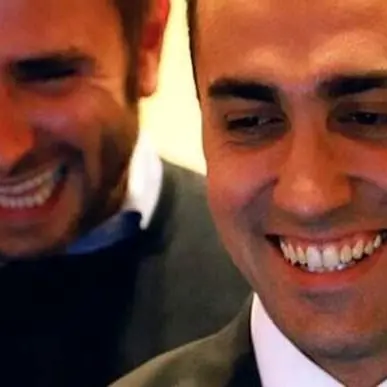 Un cappotto a Cinque Stelle: vola il movimento. Il Pd resta al palo