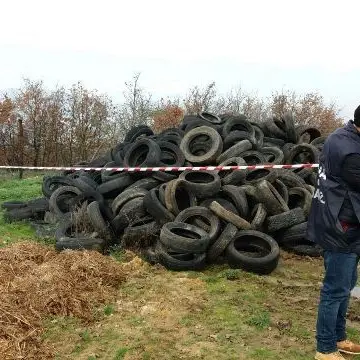 San Marco Argentano, discarica abusiva sequestrata dalle fiamme gialle