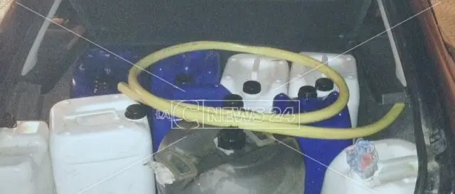 Corigliano, rubano oltre duecento litri di gasolio: denunciati