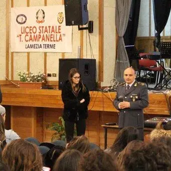 Lamezia, a scuola di legalità economica con la Guardia di Finanza