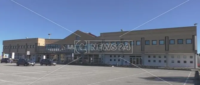 Aeroporti di Reggio e Crotone, arriva la precisazione di Enac