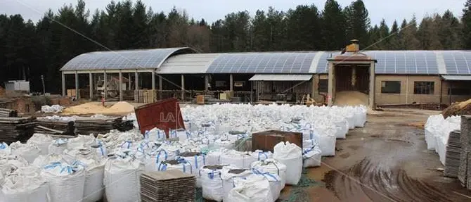 Stoccaggio illegale di rifiuti speciali per 600 tonnellate, sequestro a Serra (FOTO)