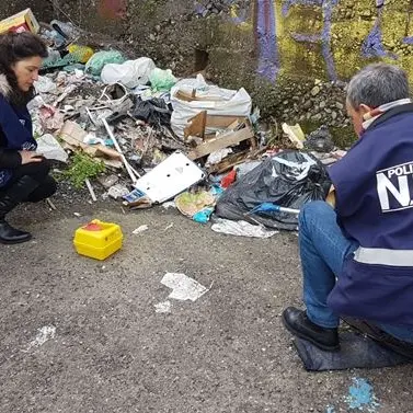 Cosenza, decoro urbano in azione: rimosse decine di siringhe (VIDEO)