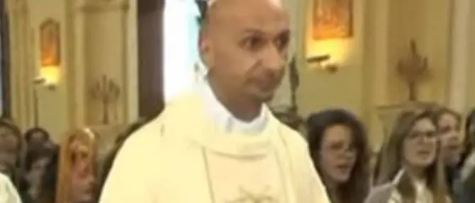 Prostituzione minorile, la Cassazione annulla la sentenza per don Tropea che torna in libertà