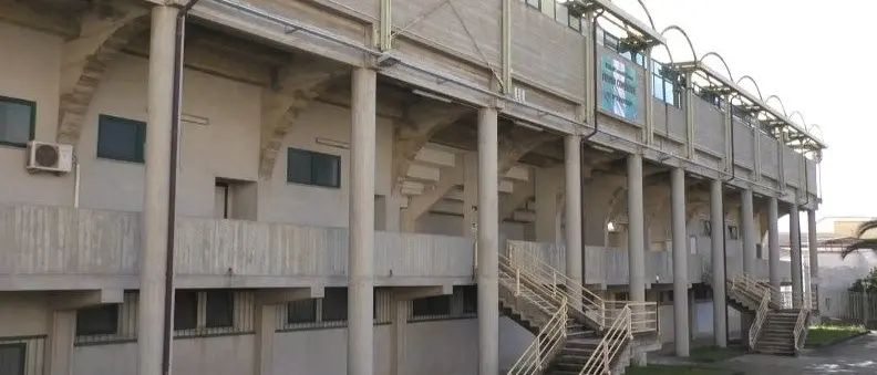 Ieri l'esposto in Procura, oggi la riapertura dello stadio D'Ippolito di Lamezia (VIDEO)