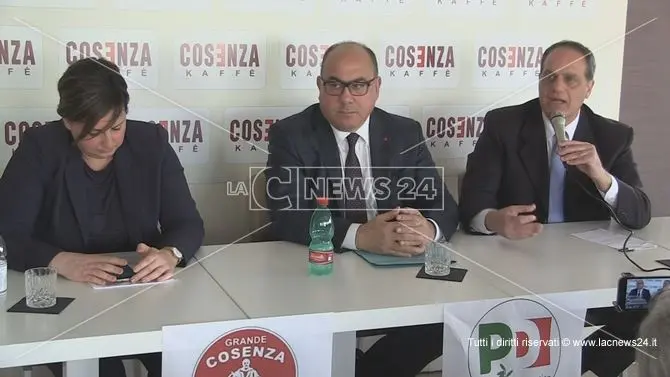 Cosenza, Marini Serra: «Vi spiego perché il Psc è nullo» (VIDEO)