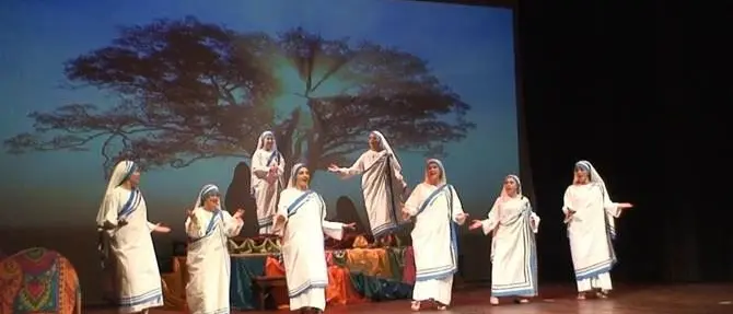 Madre Teresa di Calcutta rivive nel musical dell'associazione “Ali d’Aquila” (FOTO-VIDEO)