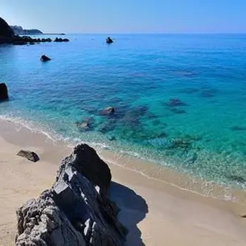 La spiagge di Parghelia e Caminia tra le più belle d’Italia