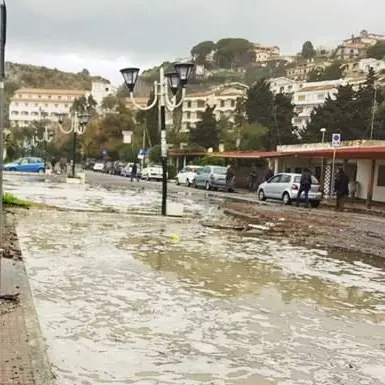 Ancora maltempo in Calabria, dopo le mareggiate vento e piogge