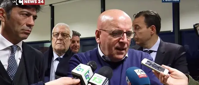 Oliverio ricompatta la maggioranza e punta al secondo mandato: «Ci sto pensando» (VIDEO)
