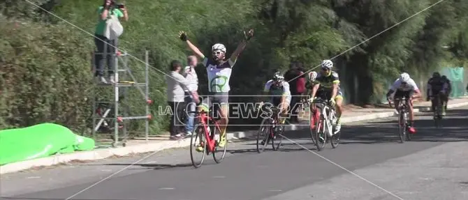 Ciclismo, domenica ritorna il trofeo Città di Crotone (VIDEO)