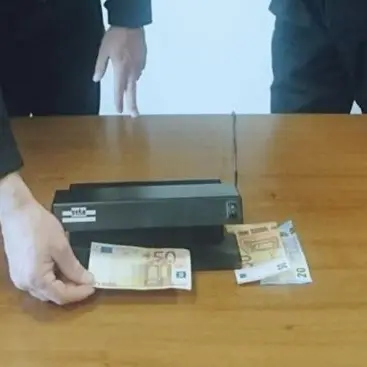 Corigliano, sorpreso dai carabinieri con banconote contraffatte