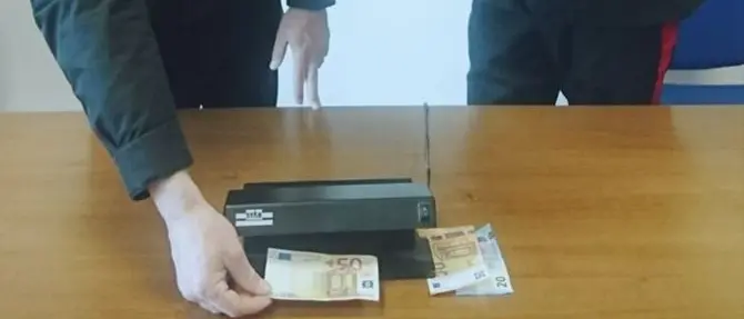 Corigliano, sorpreso dai carabinieri con banconote contraffatte