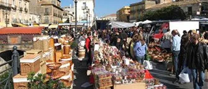 Pizzo Calabro, si terrà domenica 8 novembre la tradizionale fiera di Ognissanti