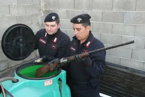 Un fucile trovato in una cisterna dell\\'acqua , ANSA