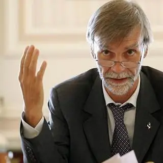 Ponte sullo stretto, Delrio frena di nuovo