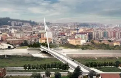 Cosenza, in costruzione ponte di Calatrava