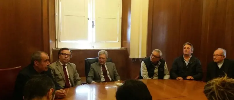 Vibo, un capretto sgozzato davanti casa: intimidazione ai danni di un vigile urbano VIDEO