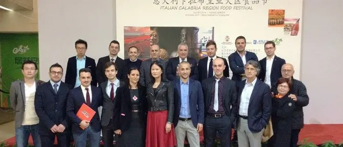 Missione Calabria in Cina: le aziende scrivono al Presidente Oliverio