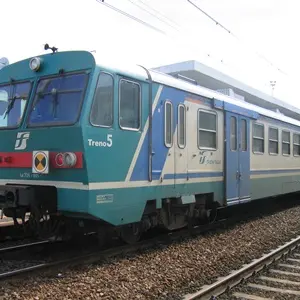 Reggio: aggredisce controllore del treno, arrestato 42enne