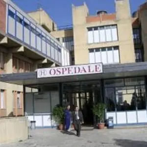 Ragazza accoltellata a Bianco dall'ex fidanzato: stabili ma gravi le condizioni di salute