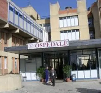 Ragazza accoltellata a Bianco dall'ex fidanzato: stabili ma gravi le condizioni di salute